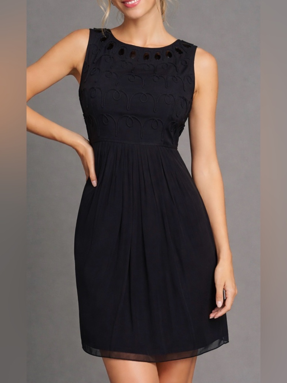 Tibi Sleeveless Silk Vintage-Inspired Cocktail Dress with Beaded Neckline Size 6